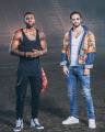 Jason Derulo y Maluma se juntaron en el video de "Colors", el tema del Mundial de Rusia